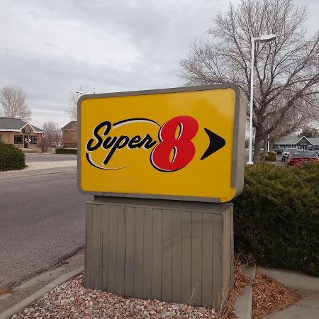 Super 8 By Wyndham Windsor Hotel Exterior photo